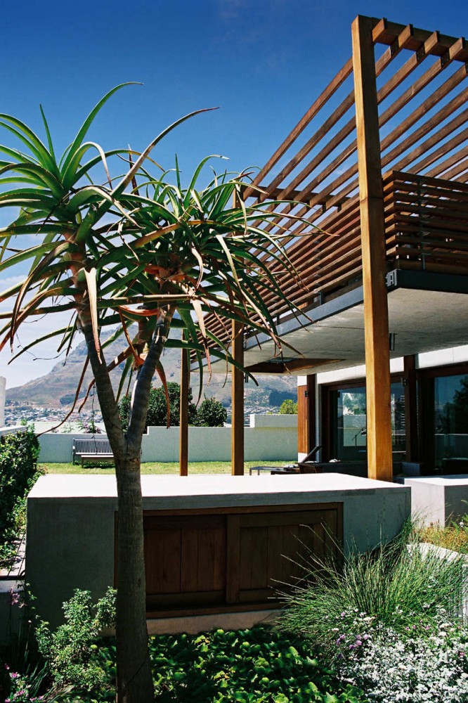 Cohen Residence / KUBE Architecture