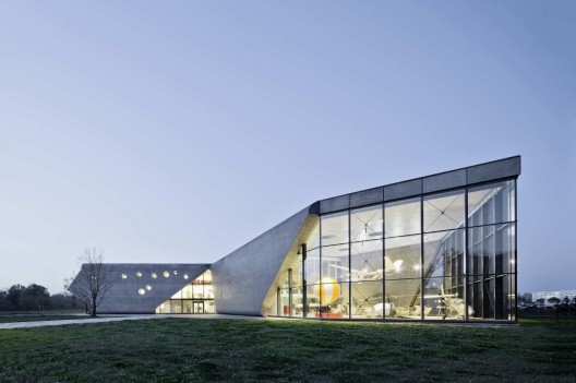Museum Of Aviation And Aviation Exhibition Park / Pysall. Ruge Architekten, Bartlomiej Kisielewski
