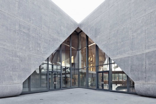 Museum Of Aviation And Aviation Exhibition Park / Pysall. Ruge Architekten, Bartlomiej Kisielewski