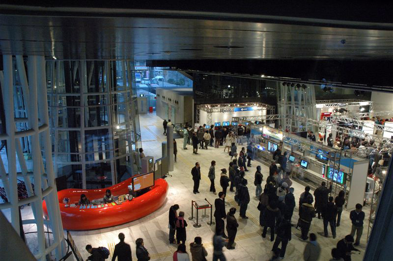 Flashback: Sendai Mediatheque / Toyo Ito