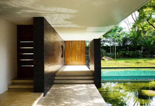 Cluny House / Guz Architects
