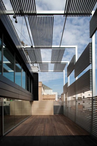 Building Department Of The Mutual Asepeyo / Ventura Valcarce Arquitecto