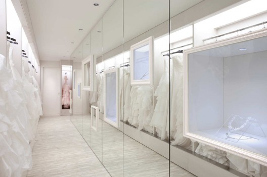 Dress Shop Inb Hyogo / Process5 Design