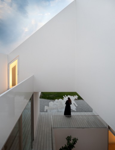 House In Leiria / Aires Mateus