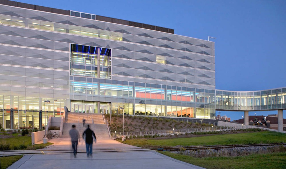 Engineering 5 Building / Perkins+Will