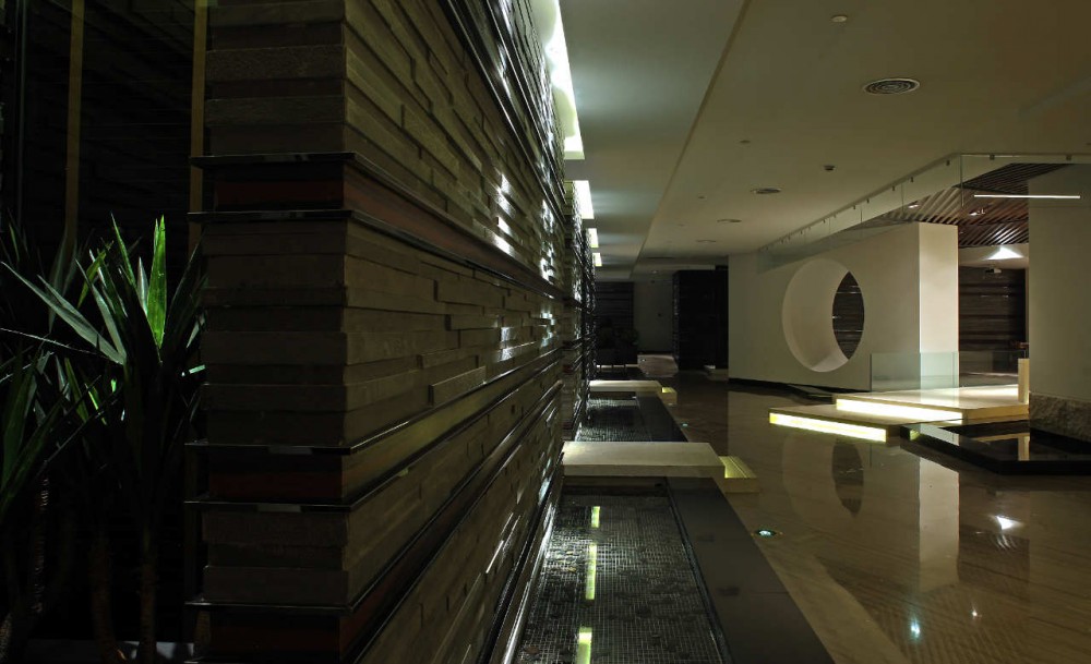 Qing Shui Wan Spa Hotel / Nota Design International pet Ltd