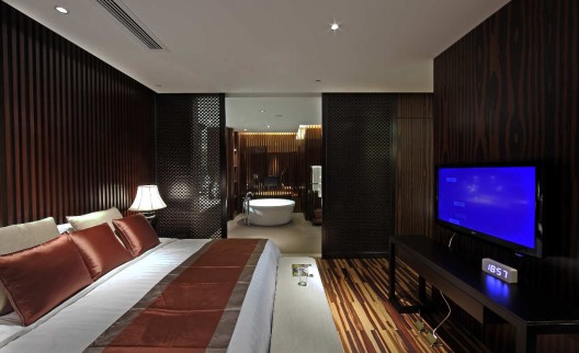 Qing Shui Wan Spa Hotel / Nota Design International pet Ltd