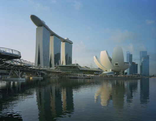 Artscience Museum In Singapore / SafdieArchitects