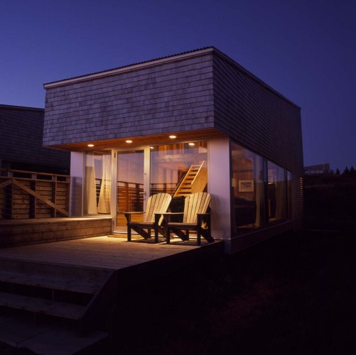 Ghost 7 / Mackay-Lyons Sweetapple Architects