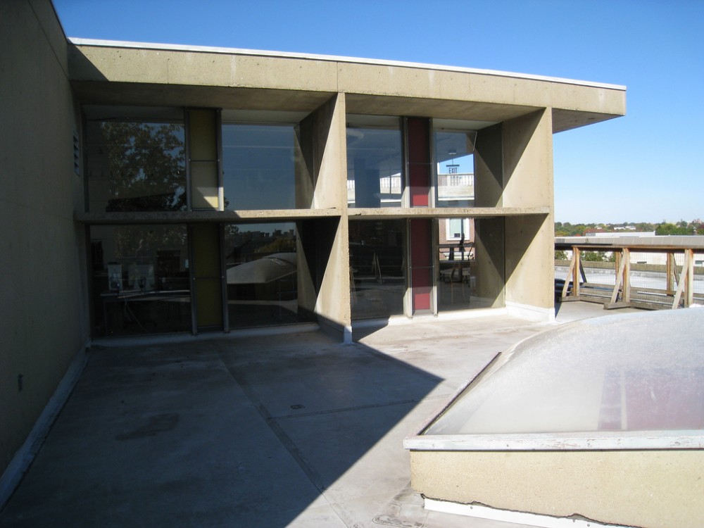 AD Classics: Carpenter Center for the Visual Arts / Le Corbusier