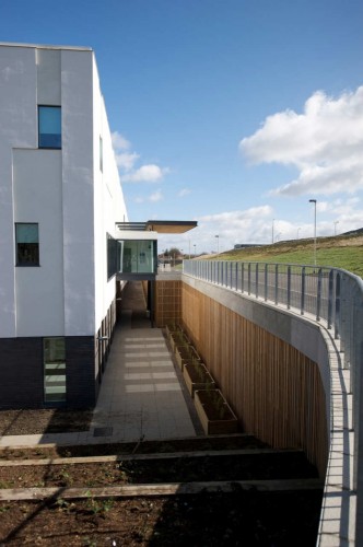 New Stobhill Hospital / Reiach And Hall Architects