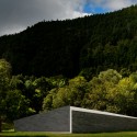 Building In Lagoa das Furnas / Aires Mateus Building In Lagoa das Furnas / Aires Mateus © FG+SG – Fernando Guerra, Sergio Guerra