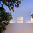 Non Visible House / Paritzki Liani Architects Non Visible House / Paritzki Liani Architects © Amit Geron