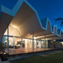 Florida Beach House / Iredale Pedersen Hook Architects Florida Beach House / Iredale Pedersen Hook Architects © Peter Bennetts