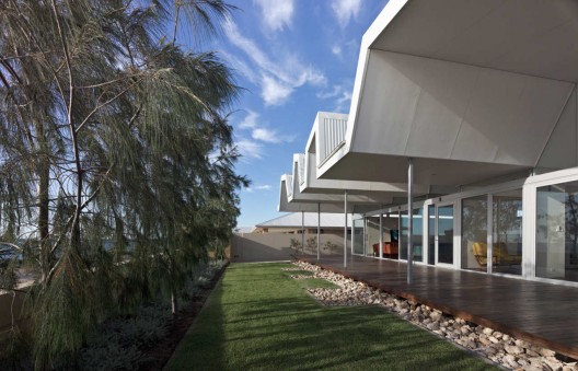 Florida Beach House / Iredale Pedersen Hook Architects