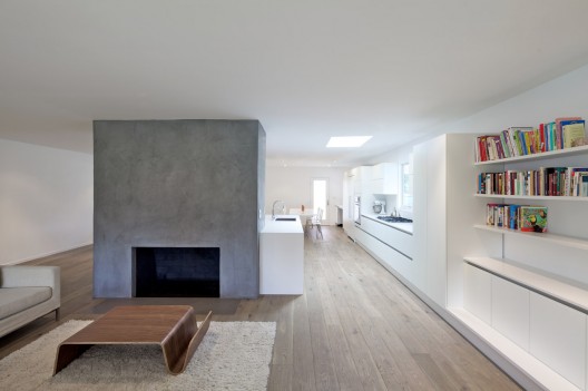 Hayvenhurst House / Dan Brunn Architecture