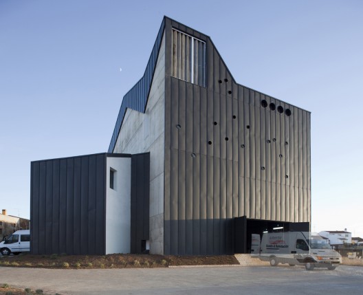 Municipal Theater Of Zafra / Enrique Krahe