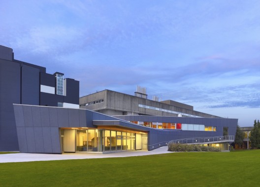 Langara Student Union / Teeple Architects in association with IBI/HB Architects