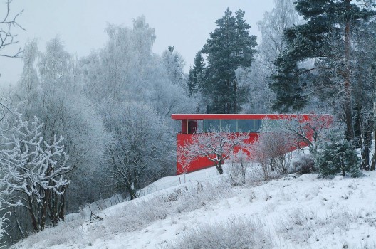 Red House / JVA