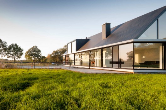 Villa Geldrop / Hofman Dujardin Architects