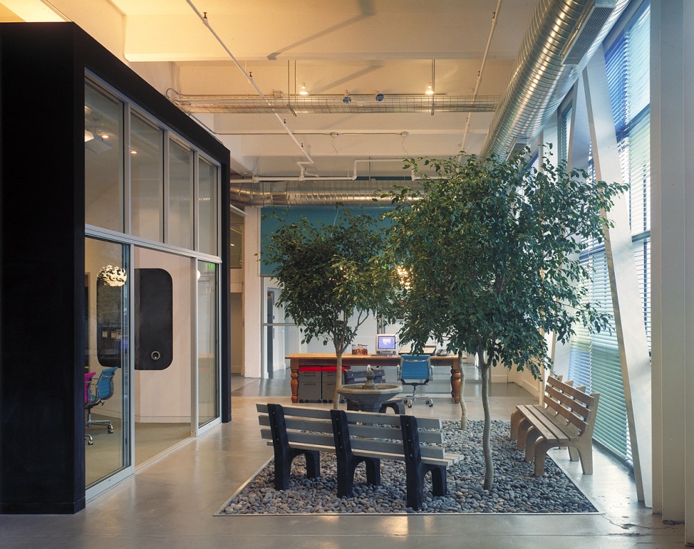 KBP West Offices / Jensen Architects/Jensen & Macy Architects