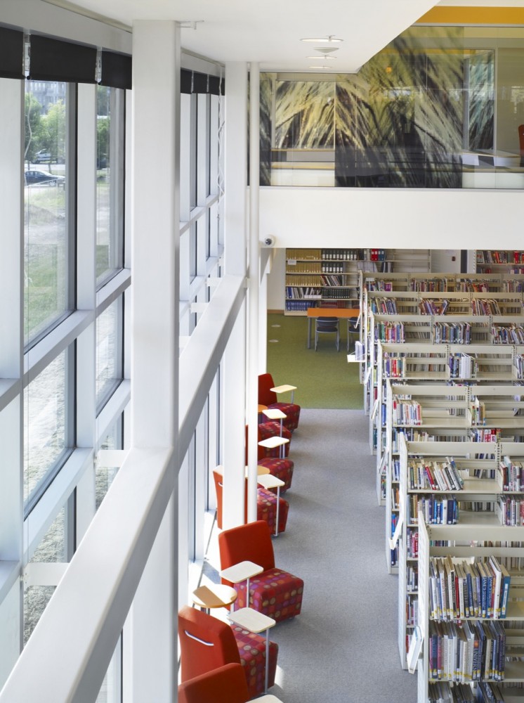 Montrose Cultural Centre / Teeple Architects