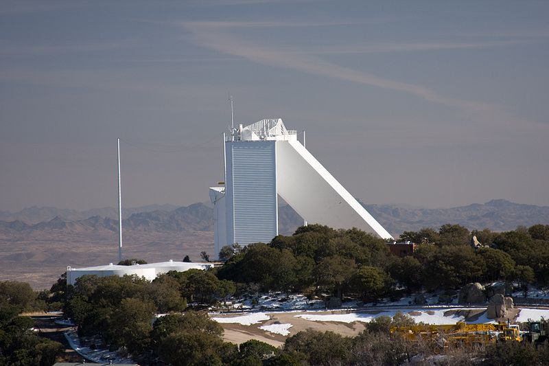 AD Classics: McMath-Pierce Solar Telescope, Kitt Peak National Observatory / SOM