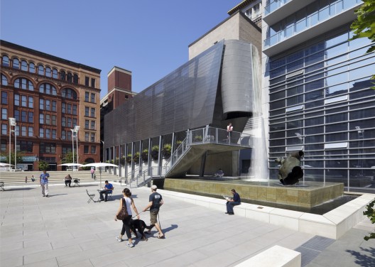 Old Post Office Plaza / Baird Sampson Neuert Architects