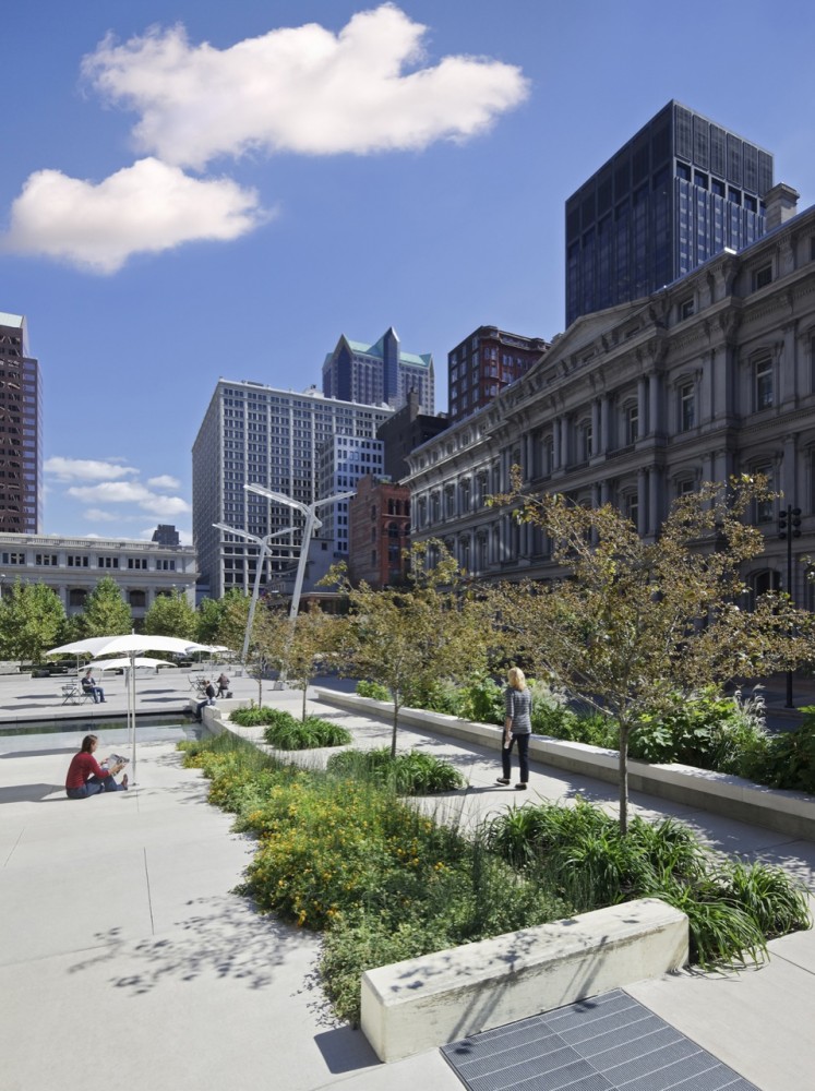 Old Post Office Plaza / Baird Sampson Neuert Architects