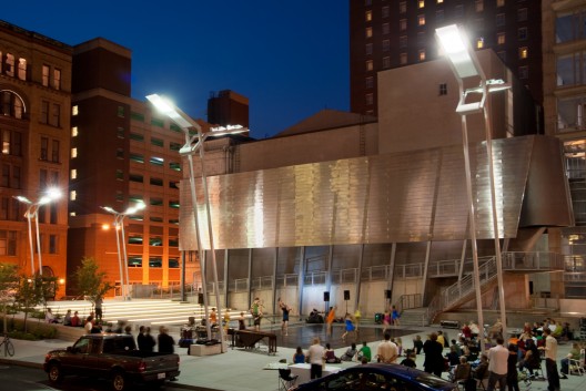 Old Post Office Plaza / Baird Sampson Neuert Architects