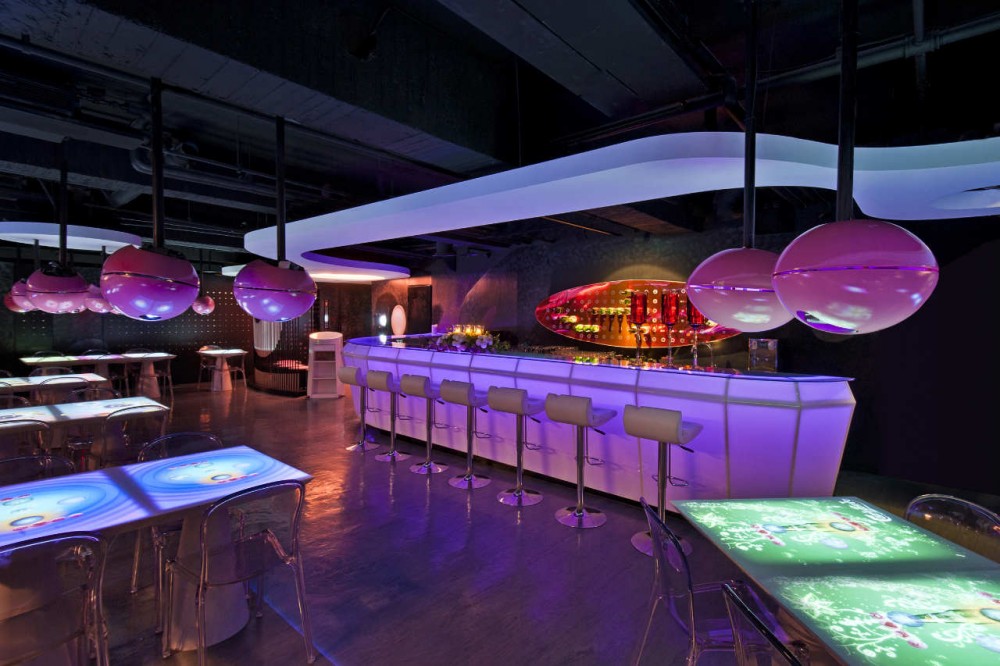 MOJO iCuisine Interactive Restaurant / Moxie Design