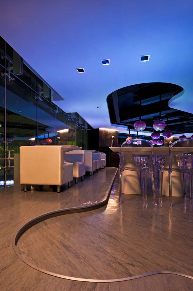 MOJO iCuisine Interactive Restaurant / Moxie Design