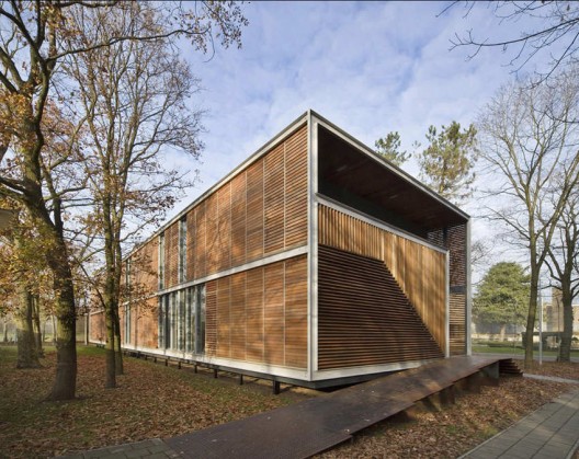 Juvenile Pavilion / UArchitects