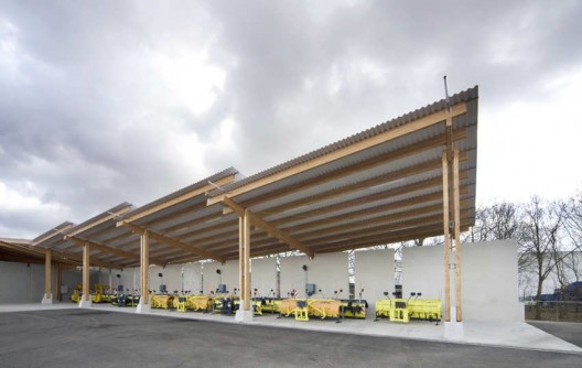 Ice Free / UArchitects