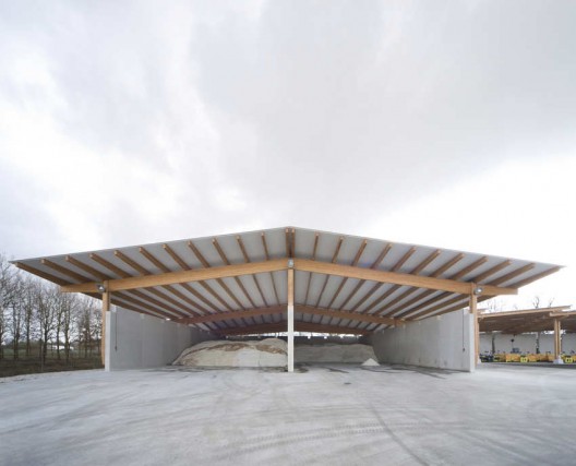 Ice Free / UArchitects