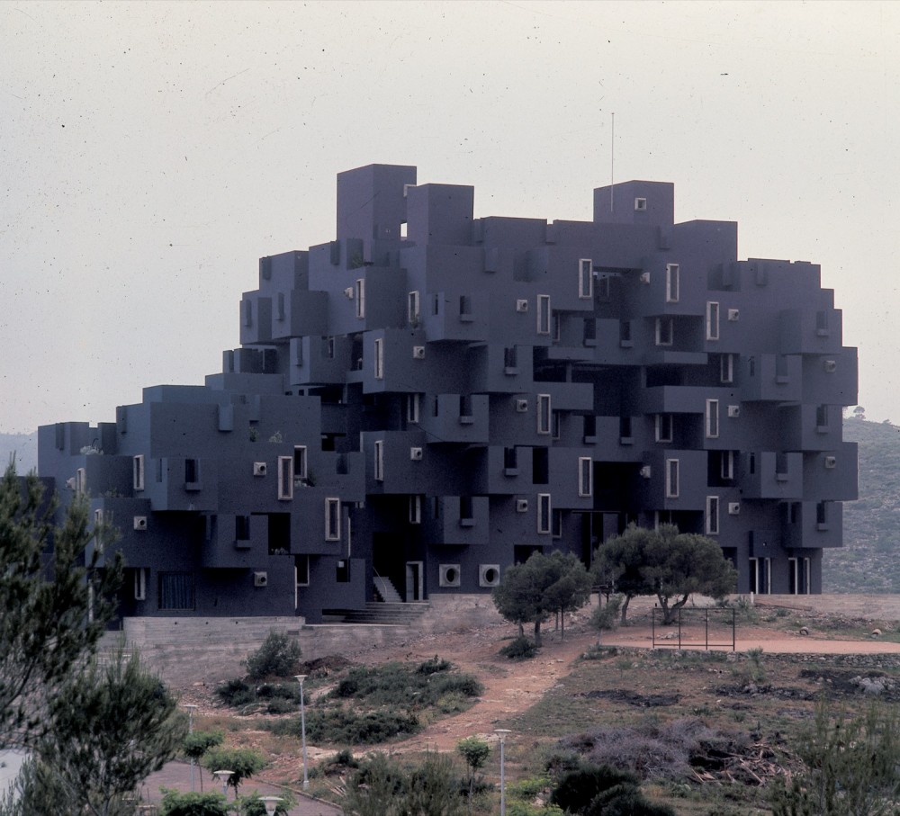 AD Classics: Kafka Castle / Ricardo Bofill