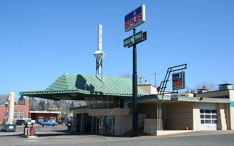 AD Classics: R.W. Lindholm Service Station / Frank Lloyd Wright