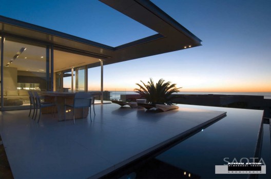 First Crescent / SAOTA