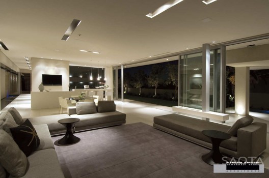First Crescent / SAOTA