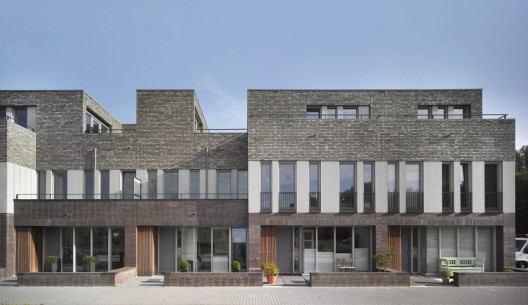 Housing Project In Leiden / SNITKER/BORST/ARCHITECTEN/