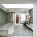 The White House Prahran / Nervegna Reed Architecture © John Gollings
