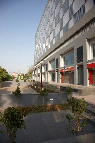 Pegasus / Vitan Architects