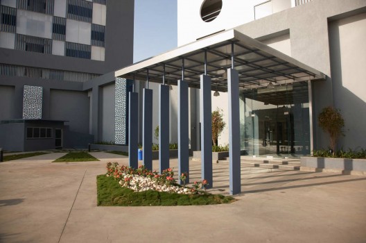 Pegasus / Vitan Architects