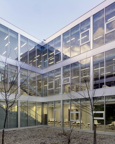Health Centre In A Parda / Vier Arquitectos SLP