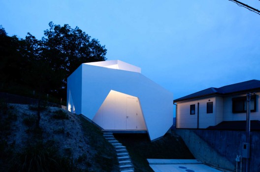 Wear House / Akitoshi Ukai/AUAU