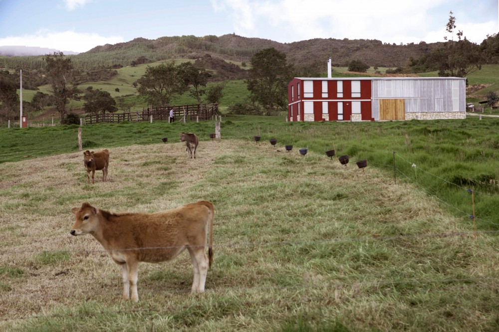 Barn House / Oficina Informal