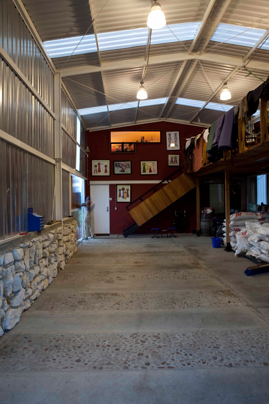Barn House / Oficina Informal