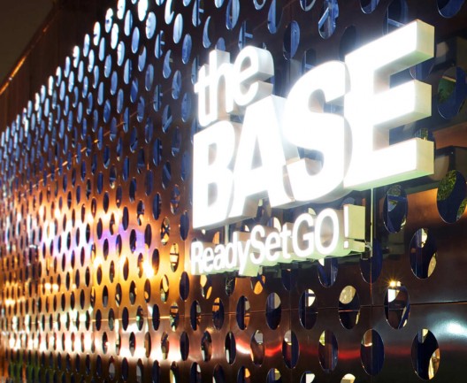 The Base Sales Gallery / Supermachine Studio