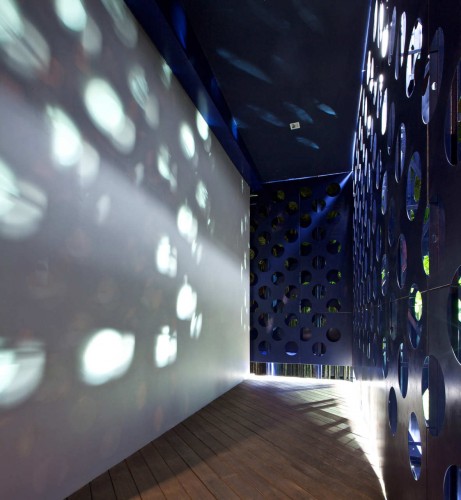 The Base Sales Gallery / Supermachine Studio
