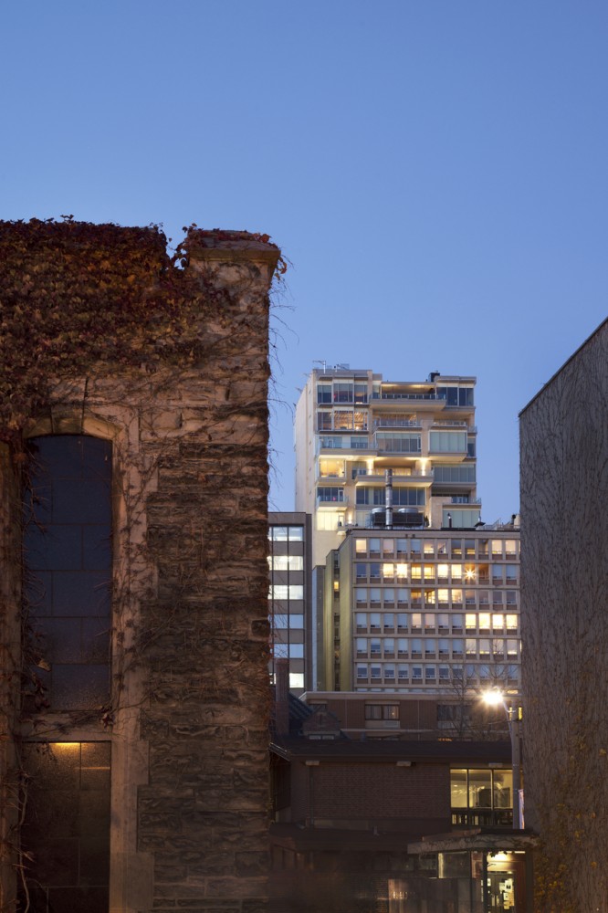 130 Bloor Street West / Quadrangle Architects Limited